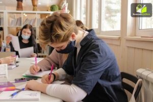 Student planning work assignment tasks